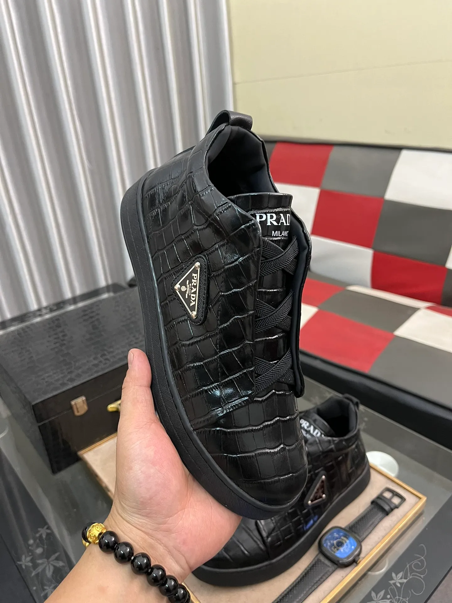 Men's shoes 💰580⌚️⌚️【PRADA】Prada - High-end quality casual sports shoes - Upper: calfskin shoe body with brand metal fasteners, - Inner lining: breathable leather lining - Outsole: ultra-light TPU foam·rubber; molded outsole -Super high quality control·Fine workmanship: highlighted (high-end·luxury·grade) -Size: 38-443️⃣Colors available